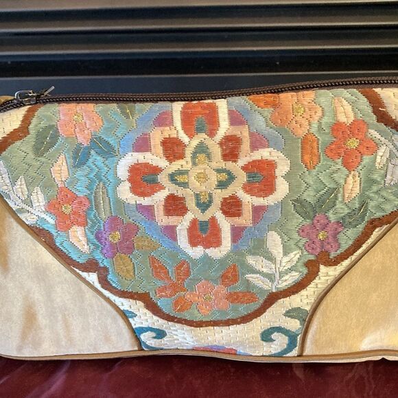 Embroidery beautiful boho pocketbook NWT - Picture 2 of 10